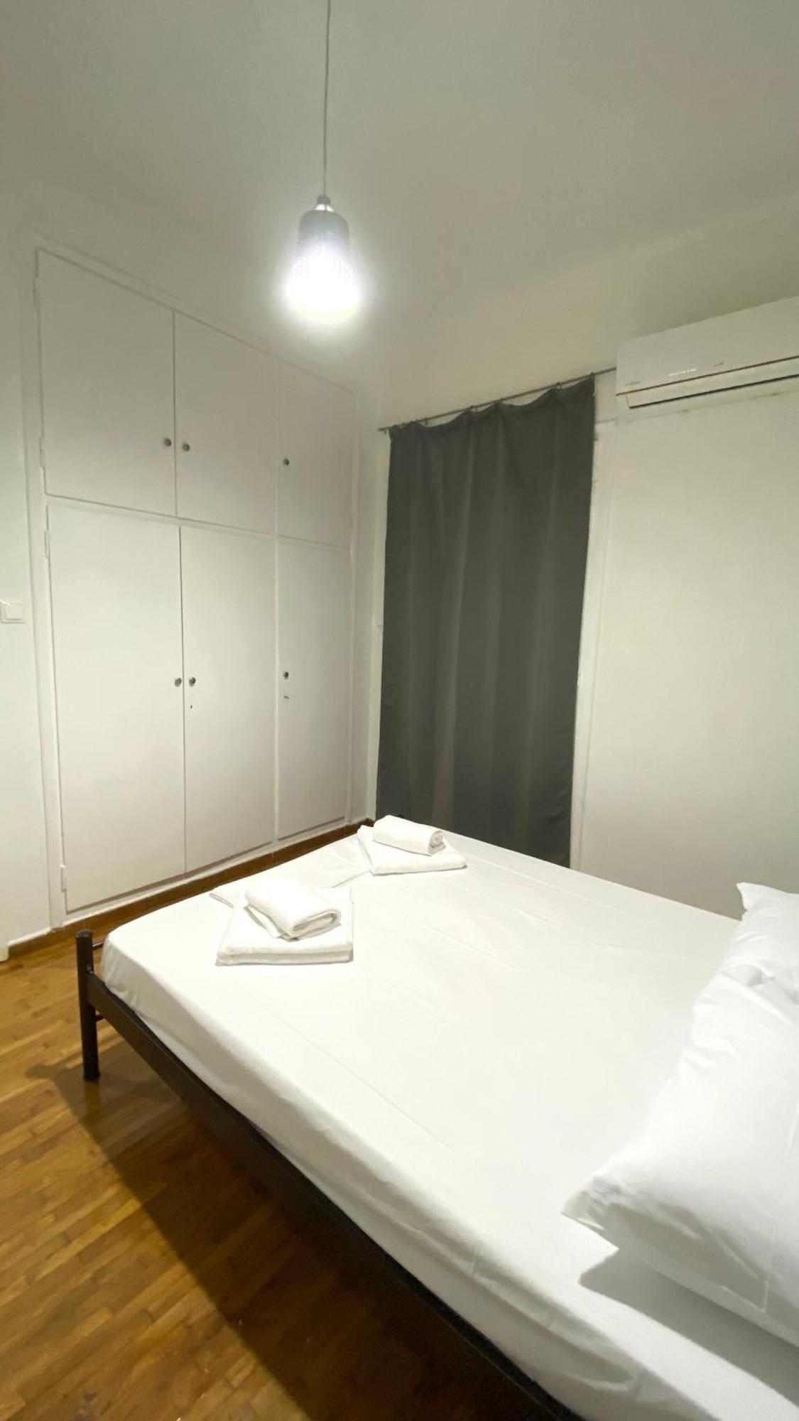 Apartament Exarcheia Secret Center *